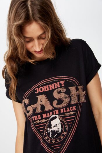 johnny cash man in black t shirt